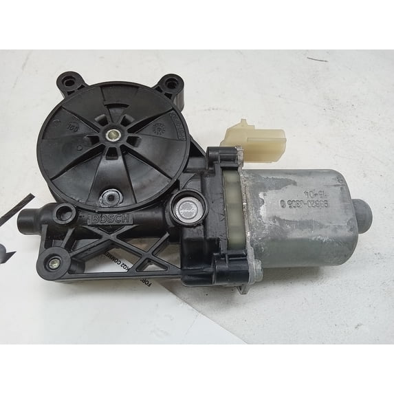 Pre-Owned 15 Chevrolet Equinox Front Left Driver s Power Window Motor OEM (Good)