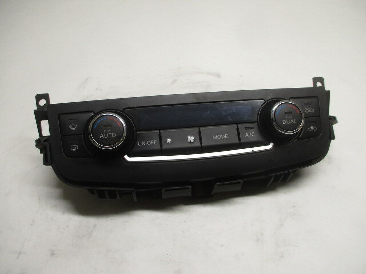 Pre-Owned 16 17 18 Nissan Altima Automatic Climate AC Heater Temperature Control OEM LKQ (Good)