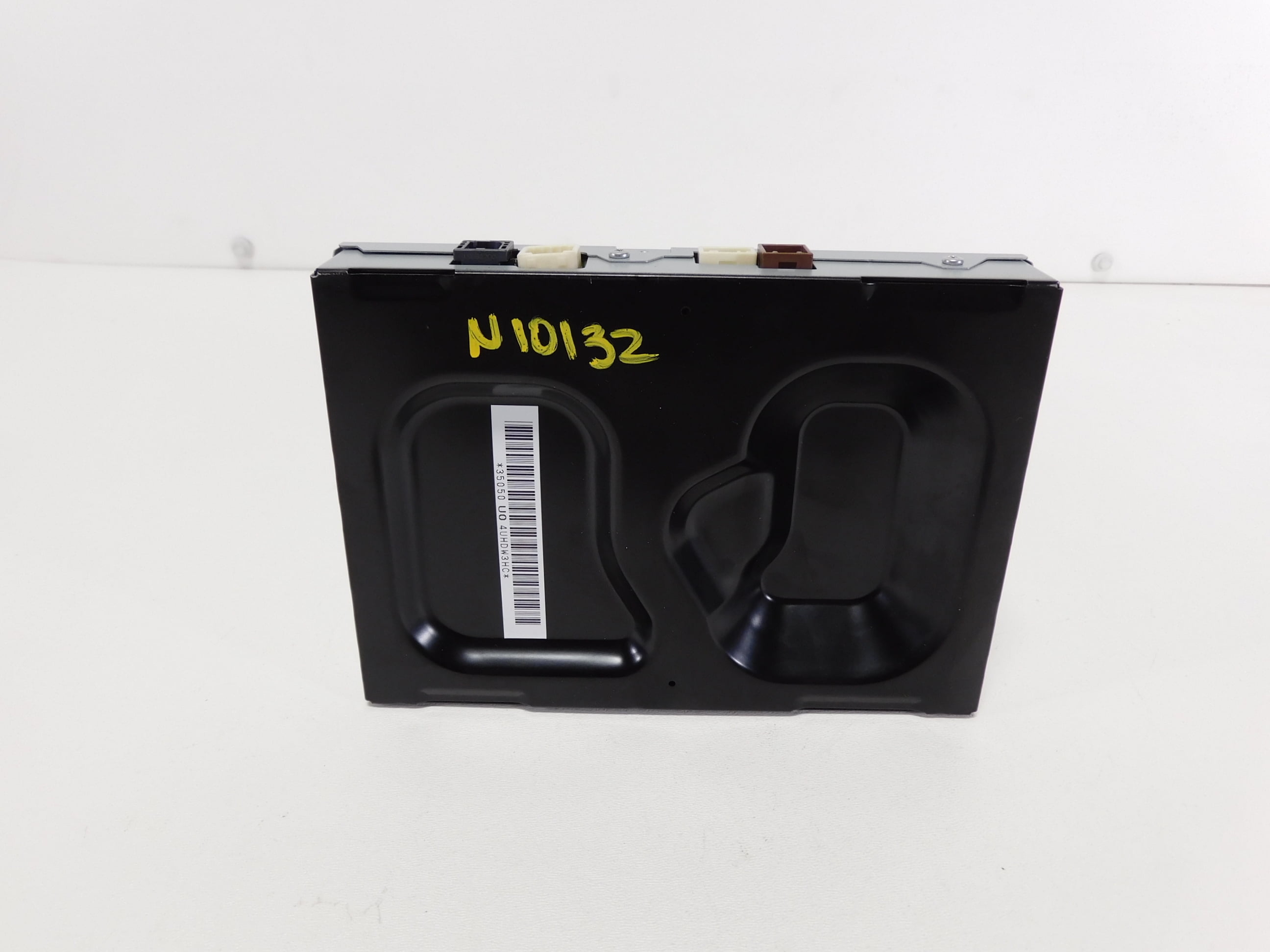 Pre-Owned 16 17 18 Toyota Rav4 Satellite Radio Module OEM LKQ (Good)