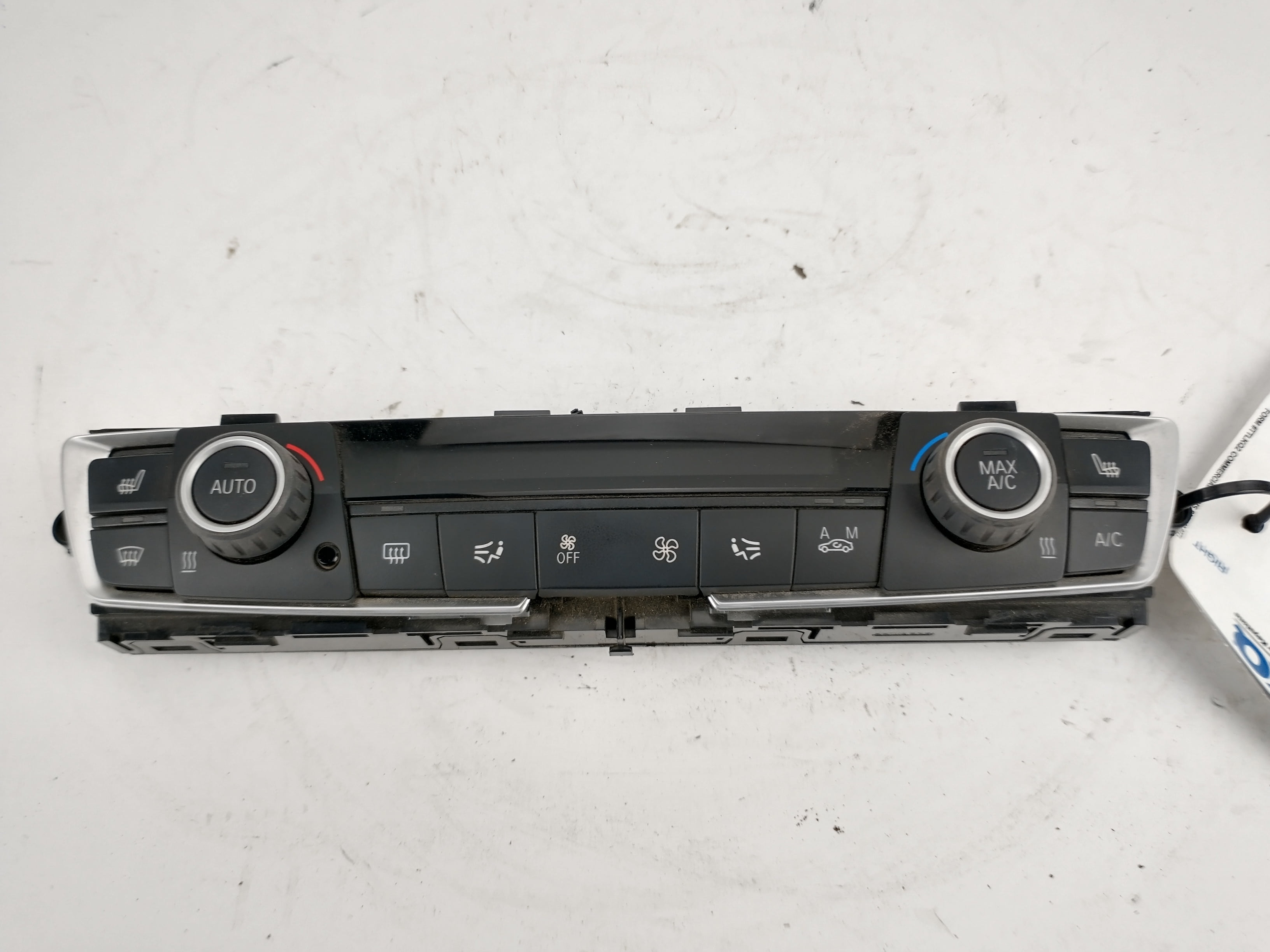 Pre-Owned 16 17 BMW 328i HVAC Temperature Control Unit OEM (Good)