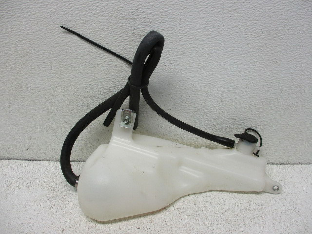 Pre-Owned 16 2016 BMW C650 Sport Radiator Expansion Tank 7723063 OEM LKQ (Good)