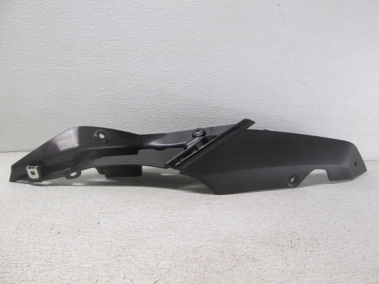 Pre-Owned 16 2016 BMW R1200RS LH Trim Piece 46638543525 OEM LKQ - Verify Specific Vehicle Fitment In Description - (Good)