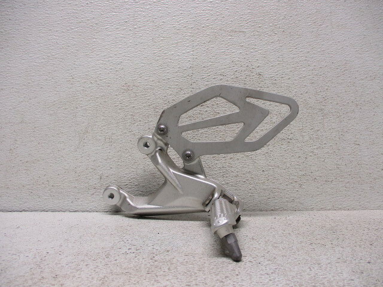 Pre-Owned 16 2016 BMW S1000RR LH Footrest 7728307 OEM LKQ - Verify Specific Vehicle Fitment In Description - (Good)