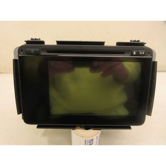Pre-Owned 16 2016 Honda HR-V AM FM CD Audio Radio Receiver Player OEM LKQ - Verify Specific Vehicle Fitment In Description - (Good)