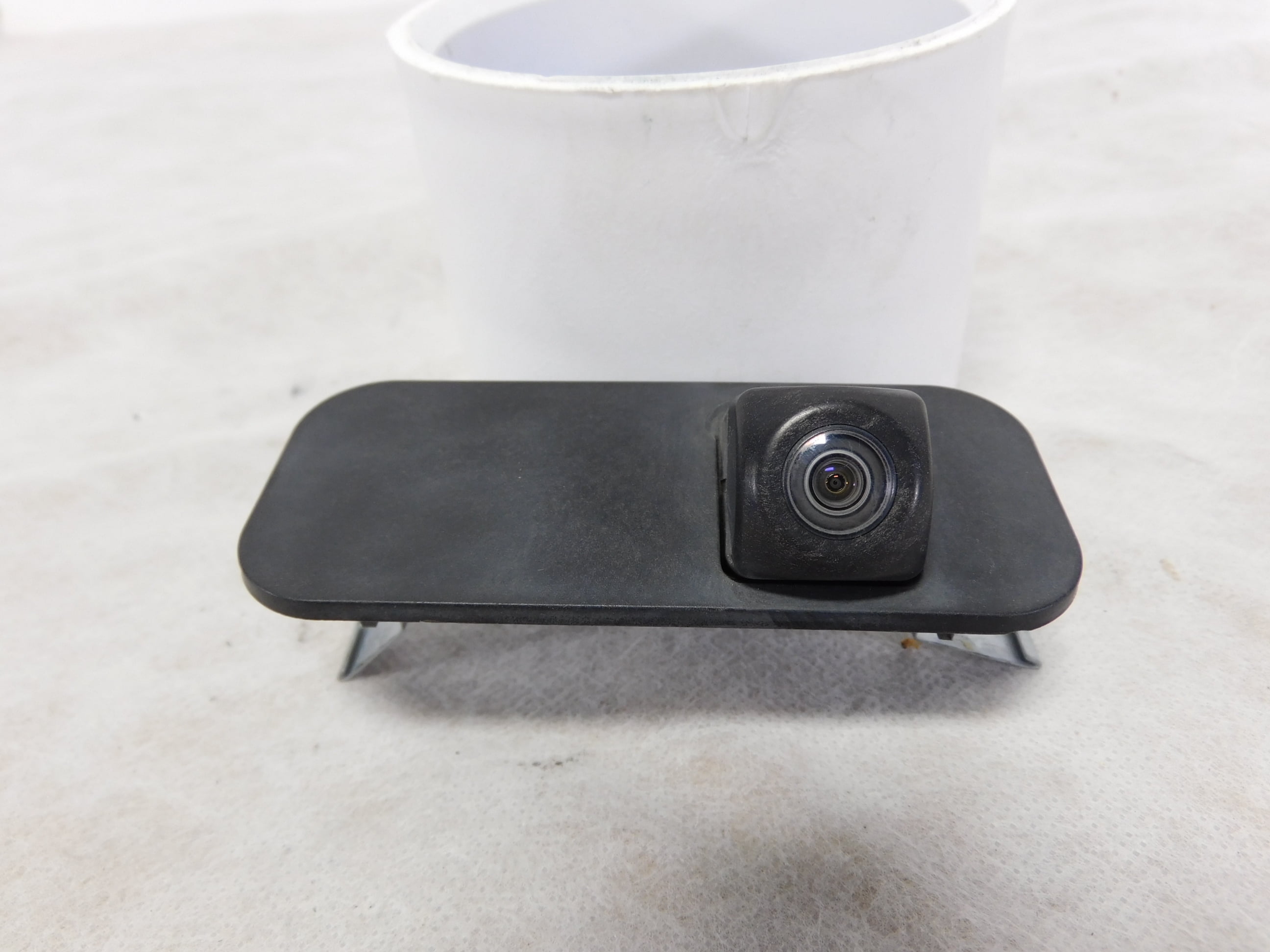 Pre-Owned 17 18 Toyota Corolla Rear View Backup Camera OEM LKQ (Good)