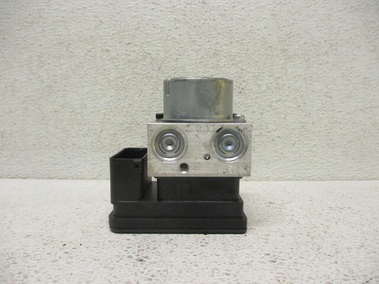 Pre-Owned 17 2017 BMW G310R Anti Lock Brake Unit 1K Miles OEM LKQ - Verify Specific Vehicle Fitment In Description - (Good)