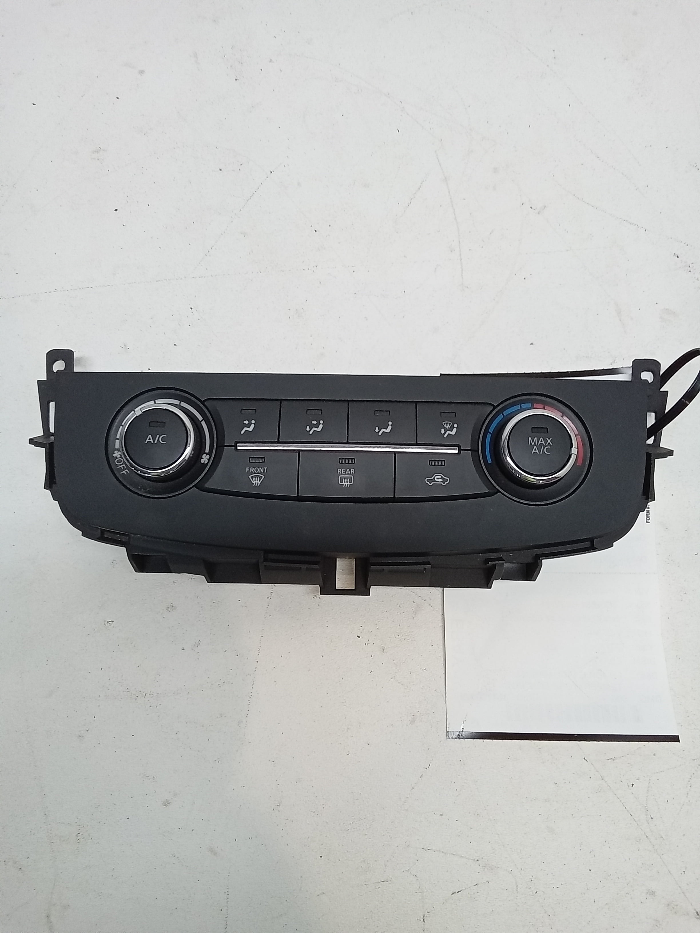 Pre-Owned 17 Nissan Altima Temperature Control OEM - Verify Specific Vehicle Fitment In Description - (Good)