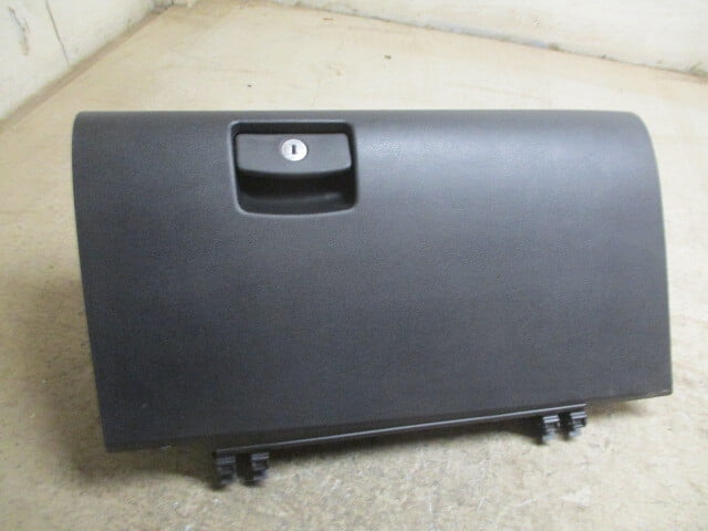 Pre-Owned 18 19 20 Subaru XV Crosstrek Black Glovebox Glove Box Assembly OEM LKQ - Verify Specific Vehicle Fitment In Description - (Good)