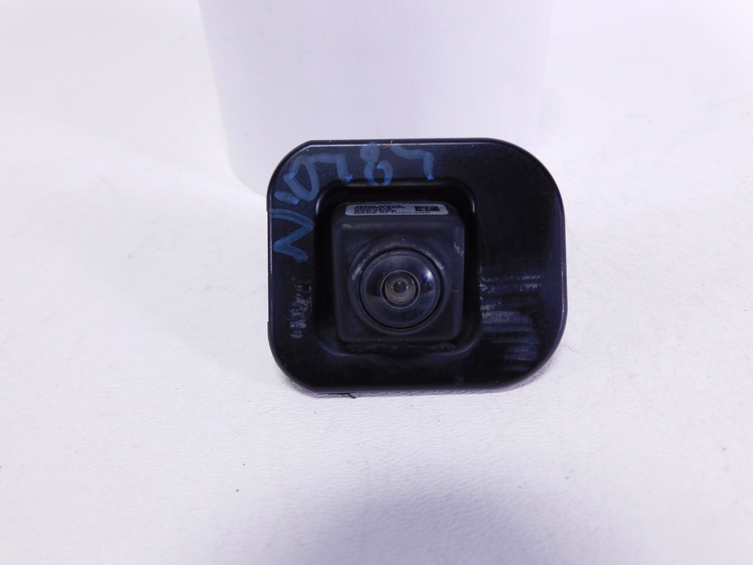 Pre-Owned 18 19 Nissan Sentra Rear View Backup Camera OEM LKQ - Verify Specific Vehicle Fitment In Description - (Good)