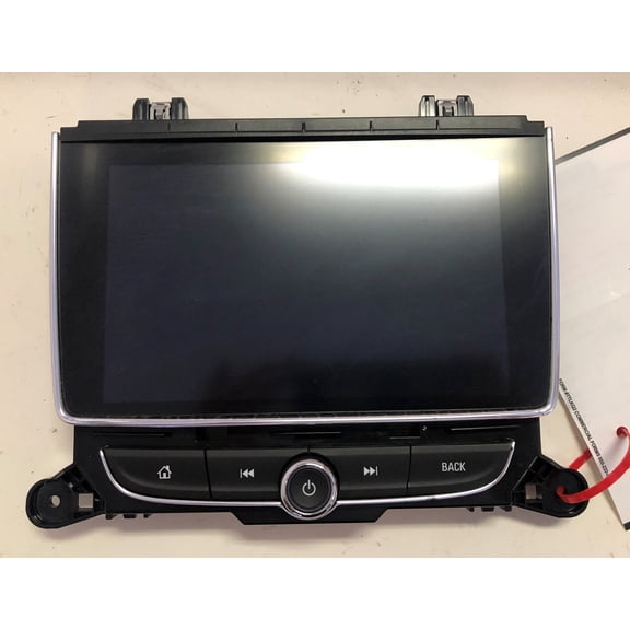 Pre-Owned 18-20 Buick Encore AM FM Radio Control Panel w/ Display 8.0 OEM LKQ - Verify Specific Vehicle Fitment In Description - (Good)