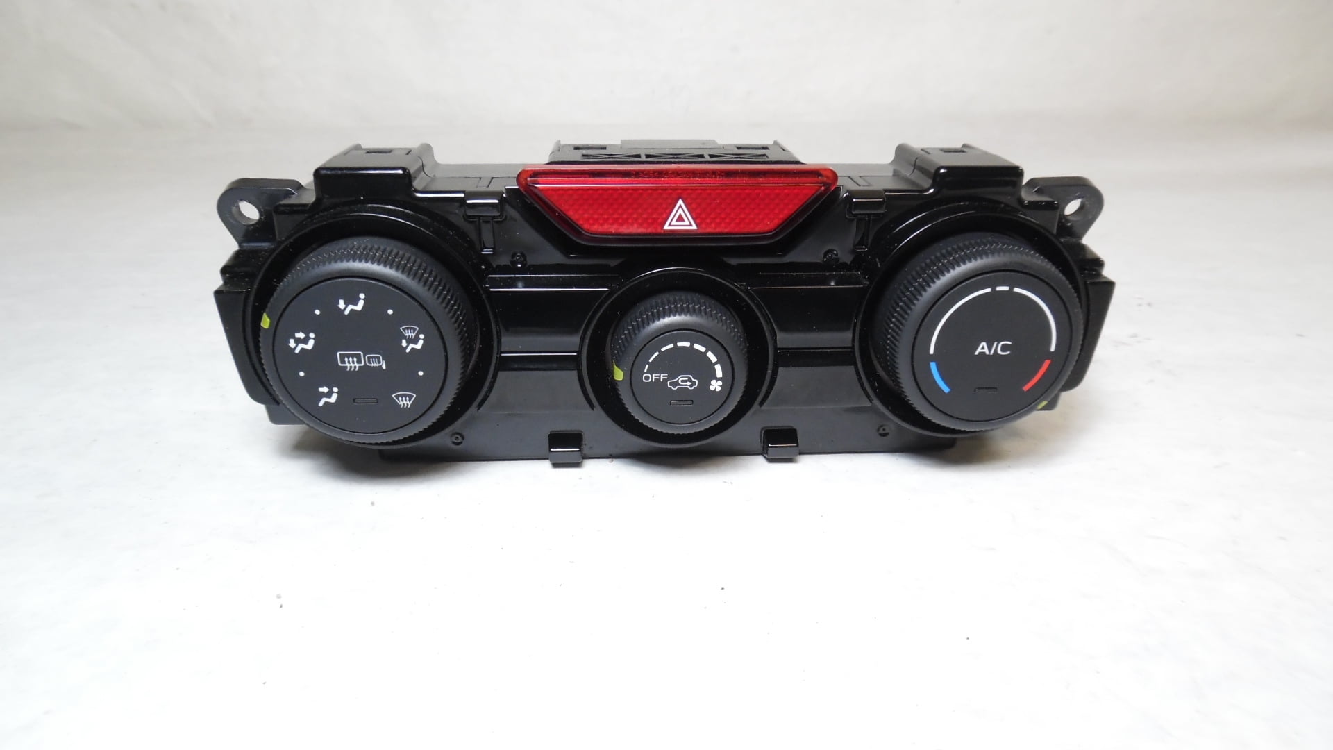 Pre-Owned 18-20 Subaru XV Crosstrek Climate AC Heater Temperature Control 72311FL510 OEM (Good)