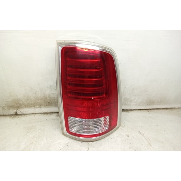 Pre-Owned 18 2018 Dodge Ram 1500 Passenger RH Tail Light Lamp OEM - Verify Specific Vehicle Fitment In Description - (Good)