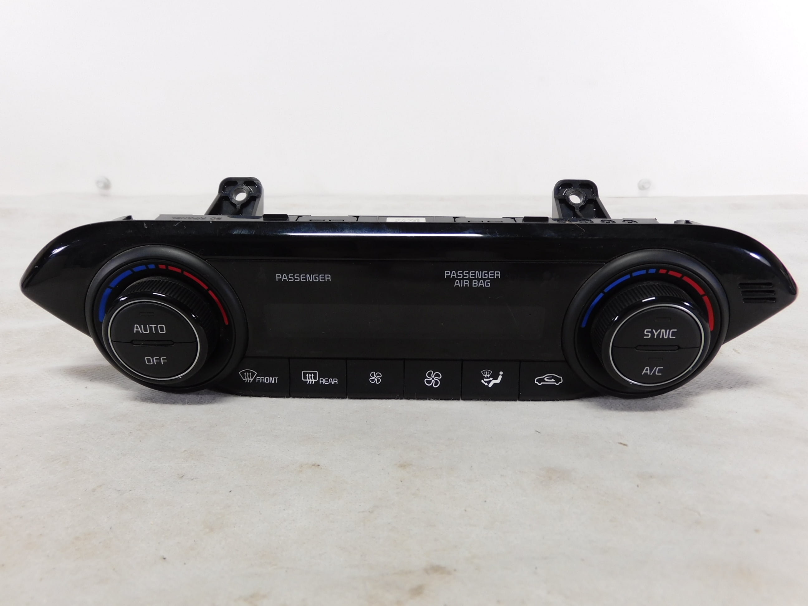 Pre-Owned 19 20 21 Kia Forte Heater AC Temperature Control Unit OEM LKQ (Good)