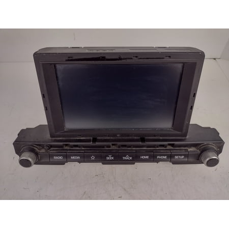 Pre-Owned 19 20 Hyundai Elantra AM FM CD Radio Receiver Display Screen OEM (Good)
