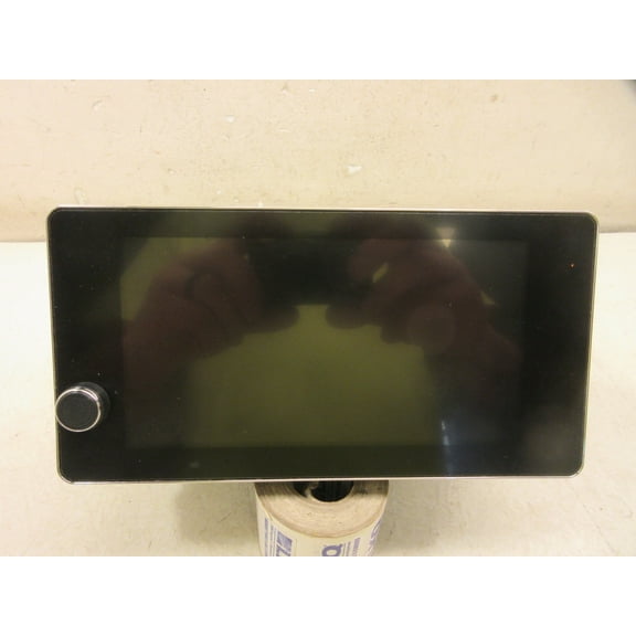 Pre-Owned 19 2019 Mitsubishi Outlander AM FM Audio Radio Player Display Screen OEM LKQ - Verify Specific Vehicle Fitment In Description - (Good)