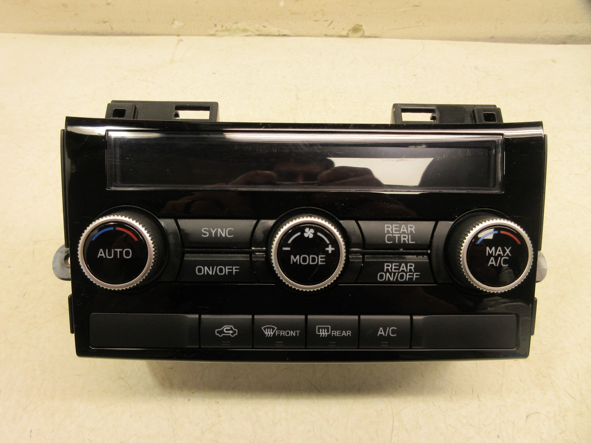 Pre-Owned 19-22 Subaru Ascent Base Auto Dual AC Heater Climate Temperature Control OEM LKQ - Verify Specific Vehicle Fitment In Description - (Good)