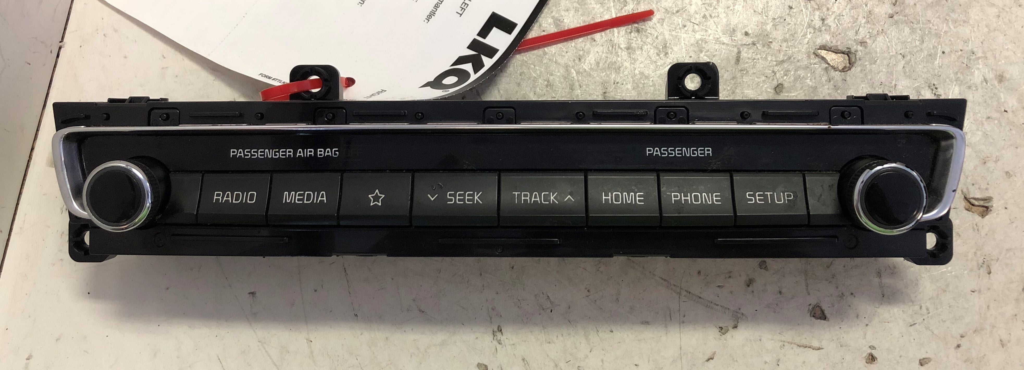 Pre-Owned 19 Kia Optima AM FM Radio Control Panel OEM LKQ - Verify Specific Vehicle Fitment In Description - (Good)