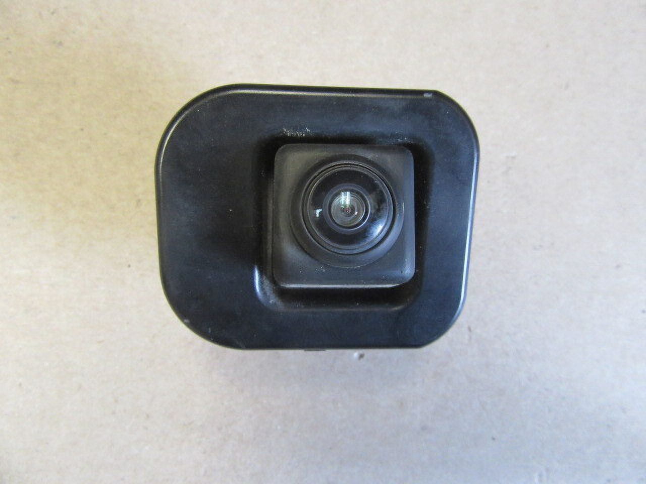 Pre-Owned 19 Nissan Sentra Rear View Camera OEM - Verify Specific Vehicle Fitment In Description - (Good)