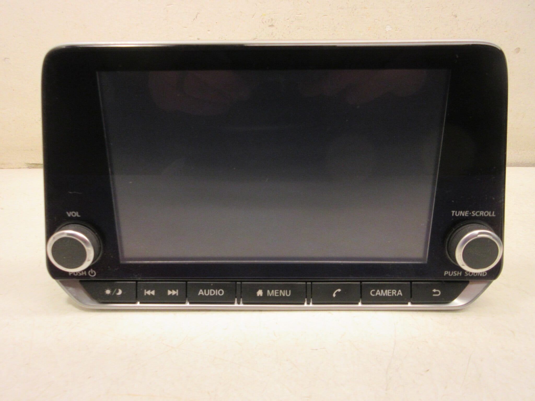 Pre-Owned 20-22 Nissan Sentra AM FM Audio Radio Player Display Screen OEM LKQ - Verify Specific Vehicle Fitment In Description - (Good)
