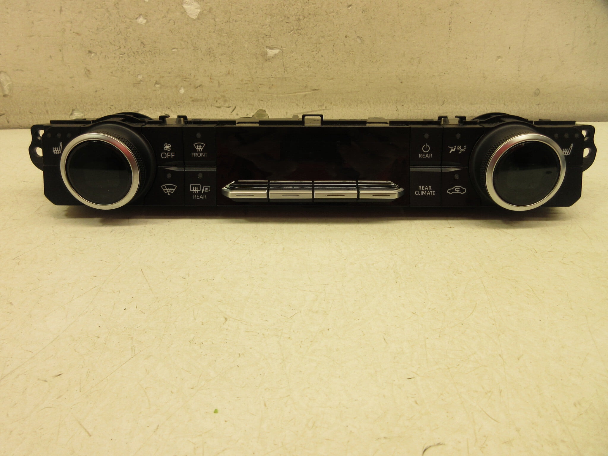 Pre-Owned 20-23 Toyota Highlander Auto Dual AC Heater Climate Temperature Control OEM LKQ - Verify Specific Vehicle Fitment In Description - (Good)