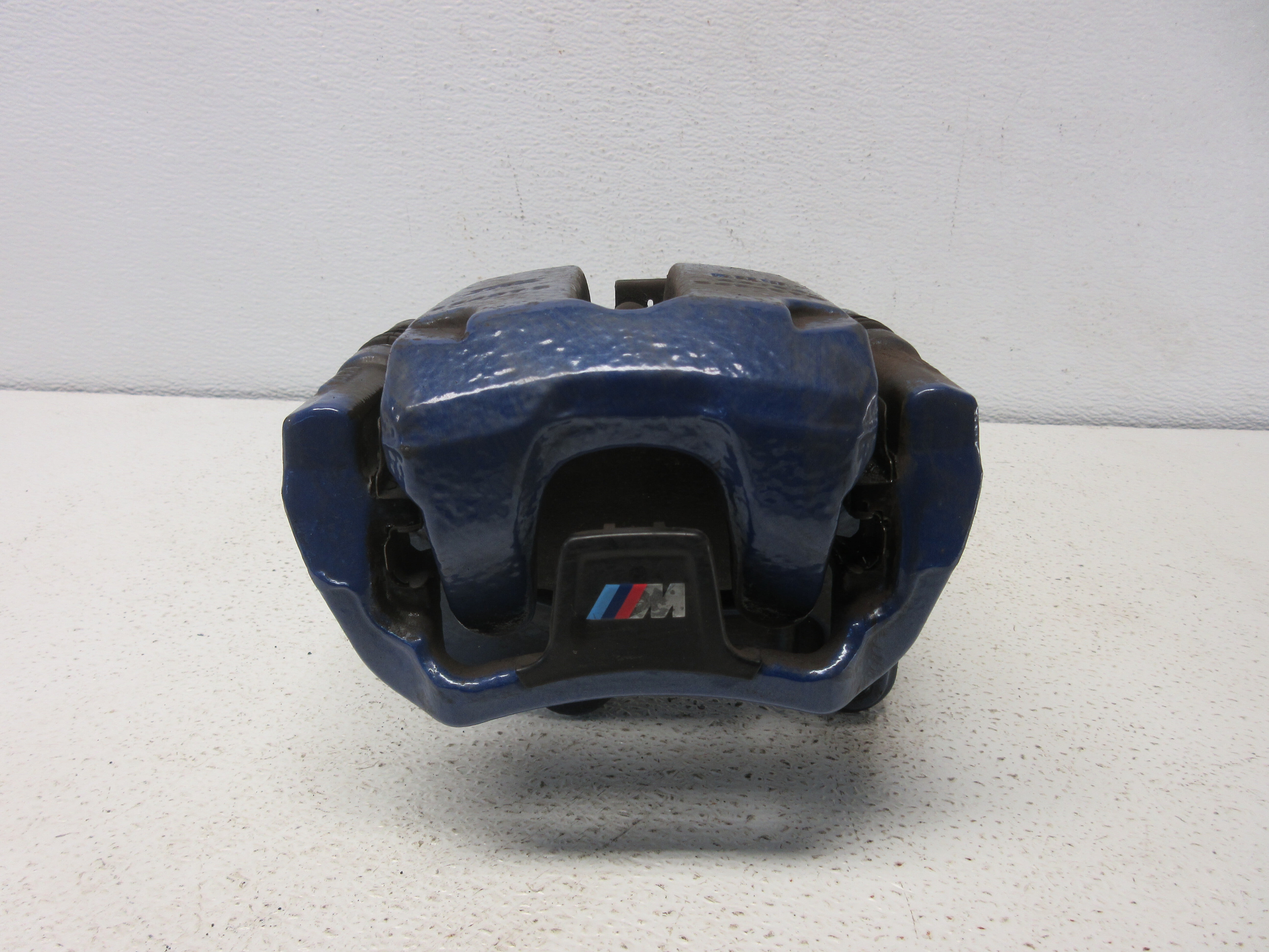 Pre-Owned 20 BMW 840 750 740 M550I 540 M-Series Passenger RH Rear Brake Caliper 61K OEMLKQ - Verify Specific Vehicle Fitment In Description - (Good)