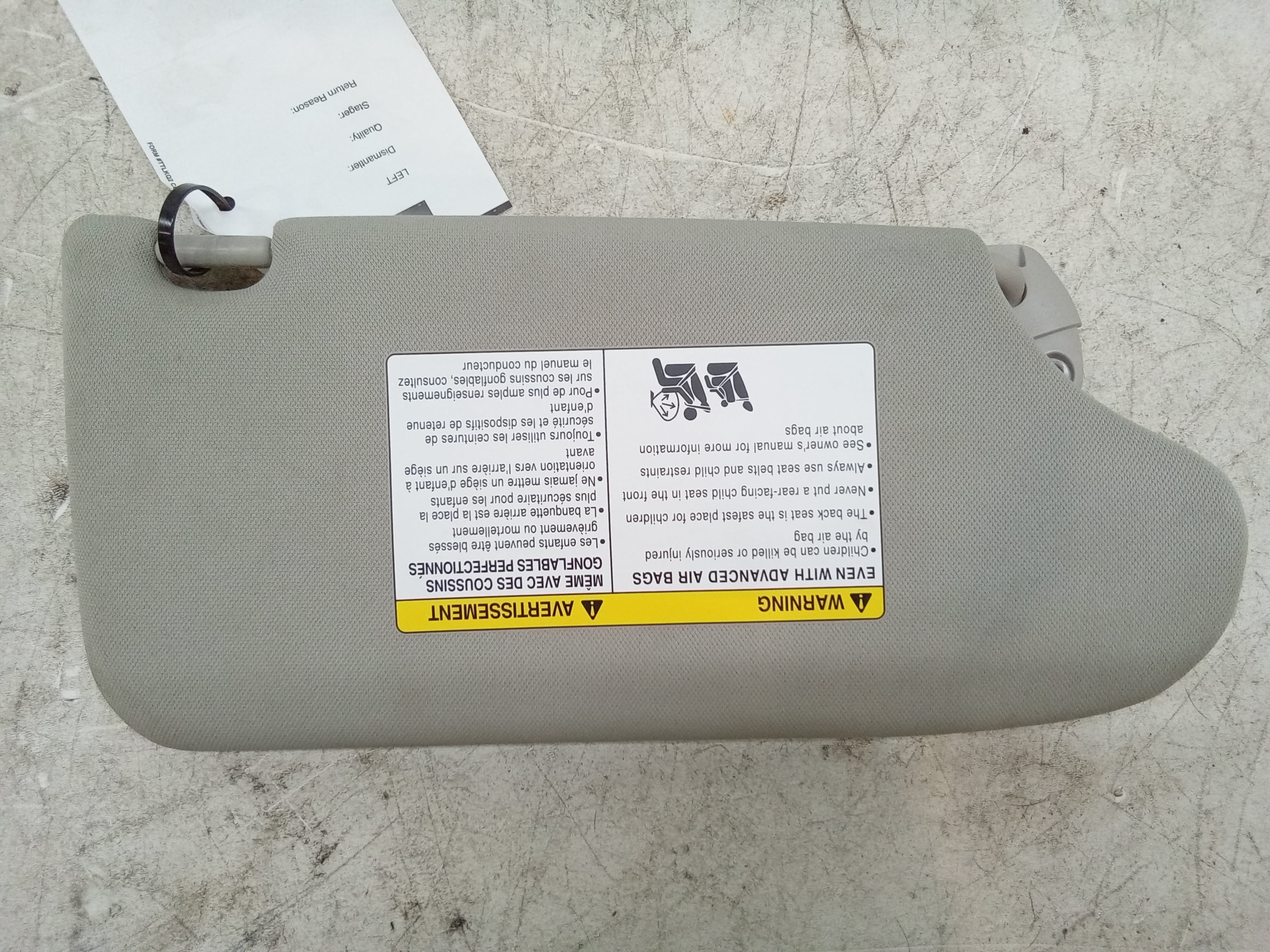 Pre-Owned 20 Nissan Maxima Right Passenger Side Interior Sun Visor W/ Lights Mirror OEM - Verify Specific Vehicle Fitment In Description - (Good)