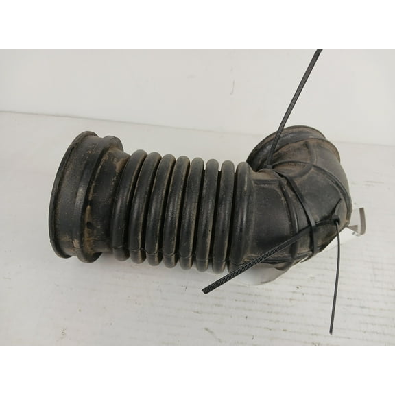 Pre-Owned 2000 Jeep Cherokee 4.0L Air Intake Tube OEM - Verify Specific Vehicle Fitment In Description - (Good)