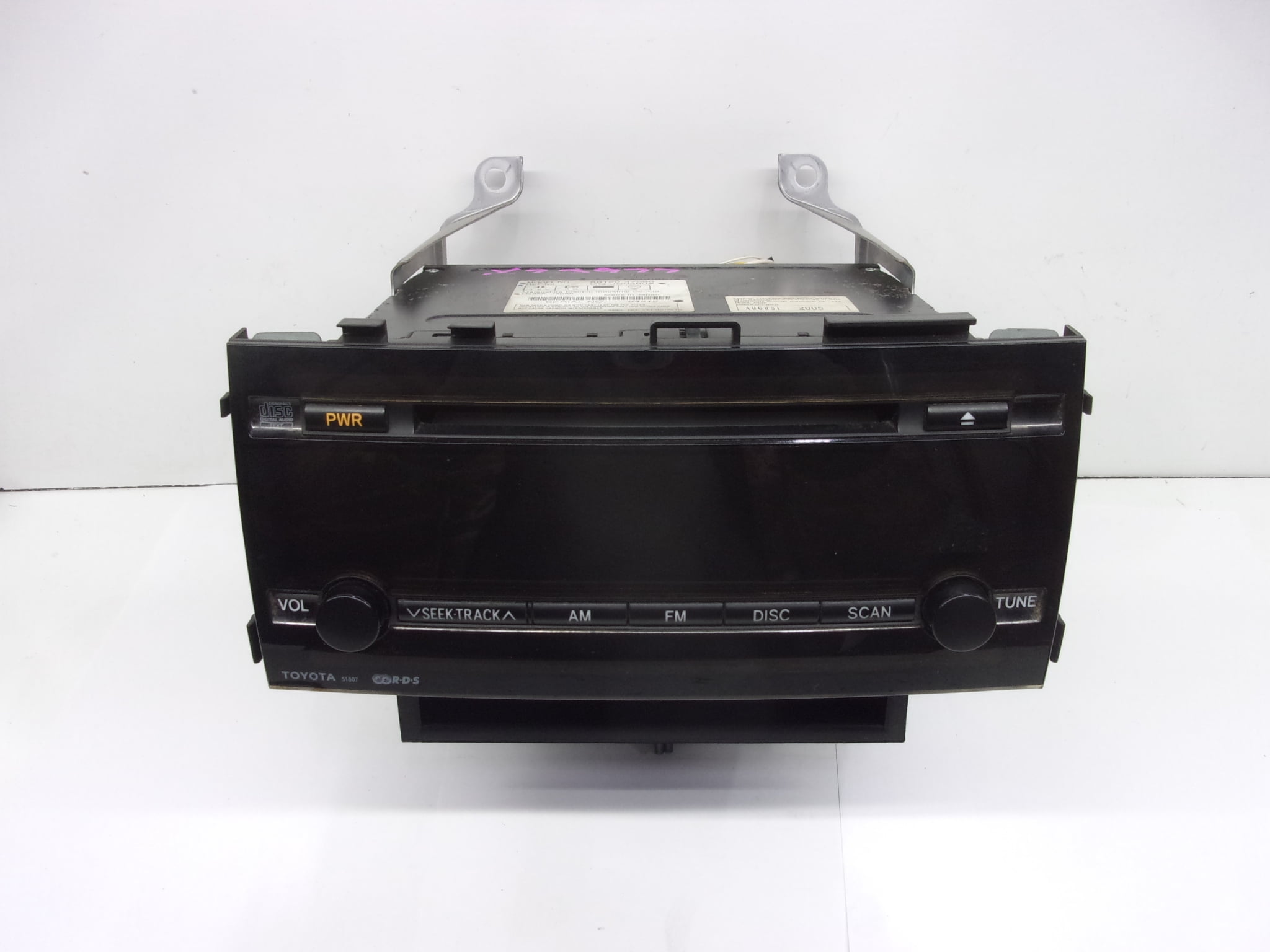 Pre-Owned 2004-2006 Toyota Prius Radio Receiver CD Player ID 86120-47090 OEM (Good)