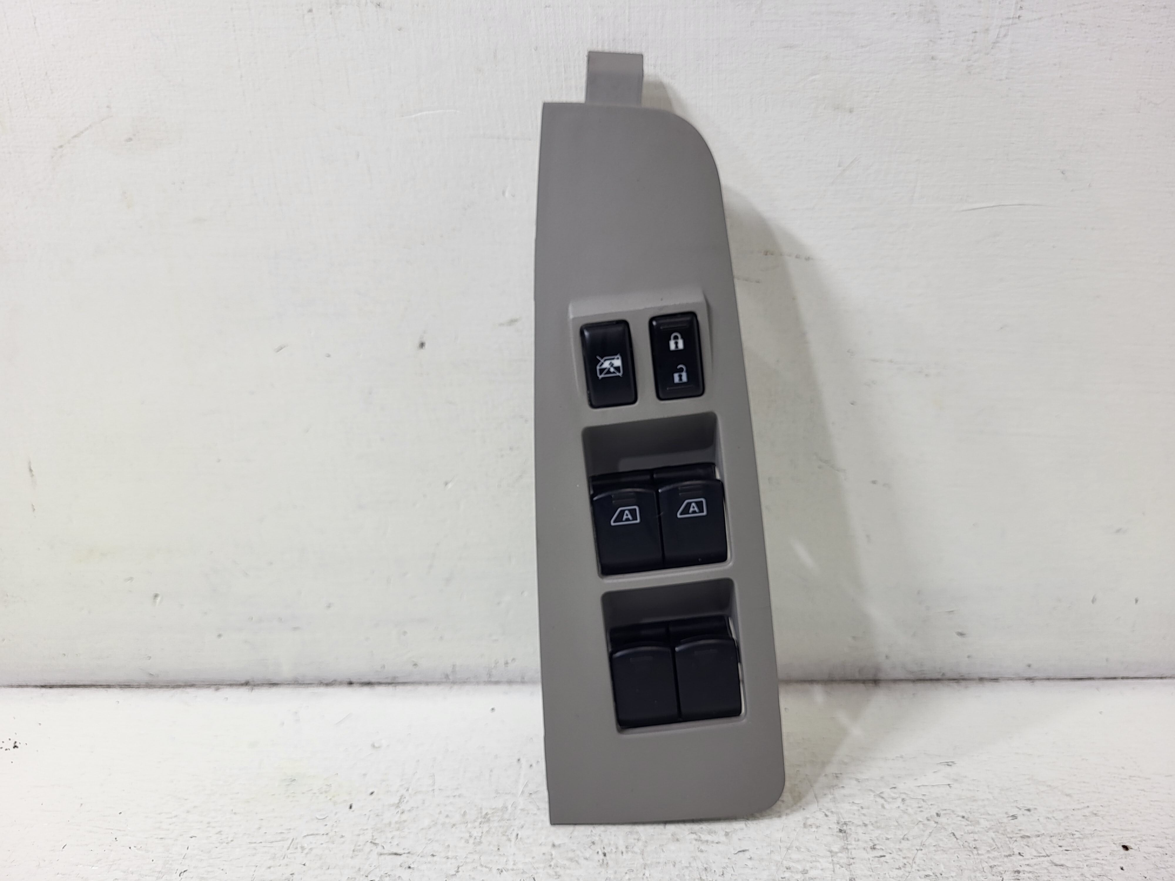 Pre-Owned 2004-2008 Nissan Maxima Driver Side LH Front Master Power Window Switch OEM LKQ (Good)