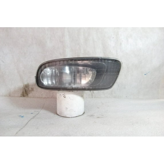 Pre-Owned 2004 Lexus ES330 Passenger Side Bumper Mounted Fog Driving Lamp OEM LKQ (Good)