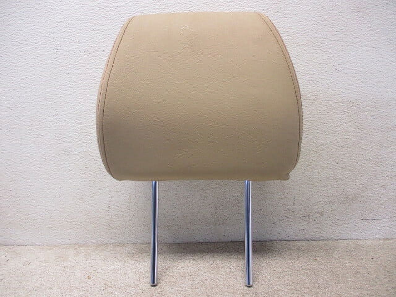 Pre-Owned 2005-2008 Subaru Forester RH or LH Front Headrest OEM LKQ (Good)