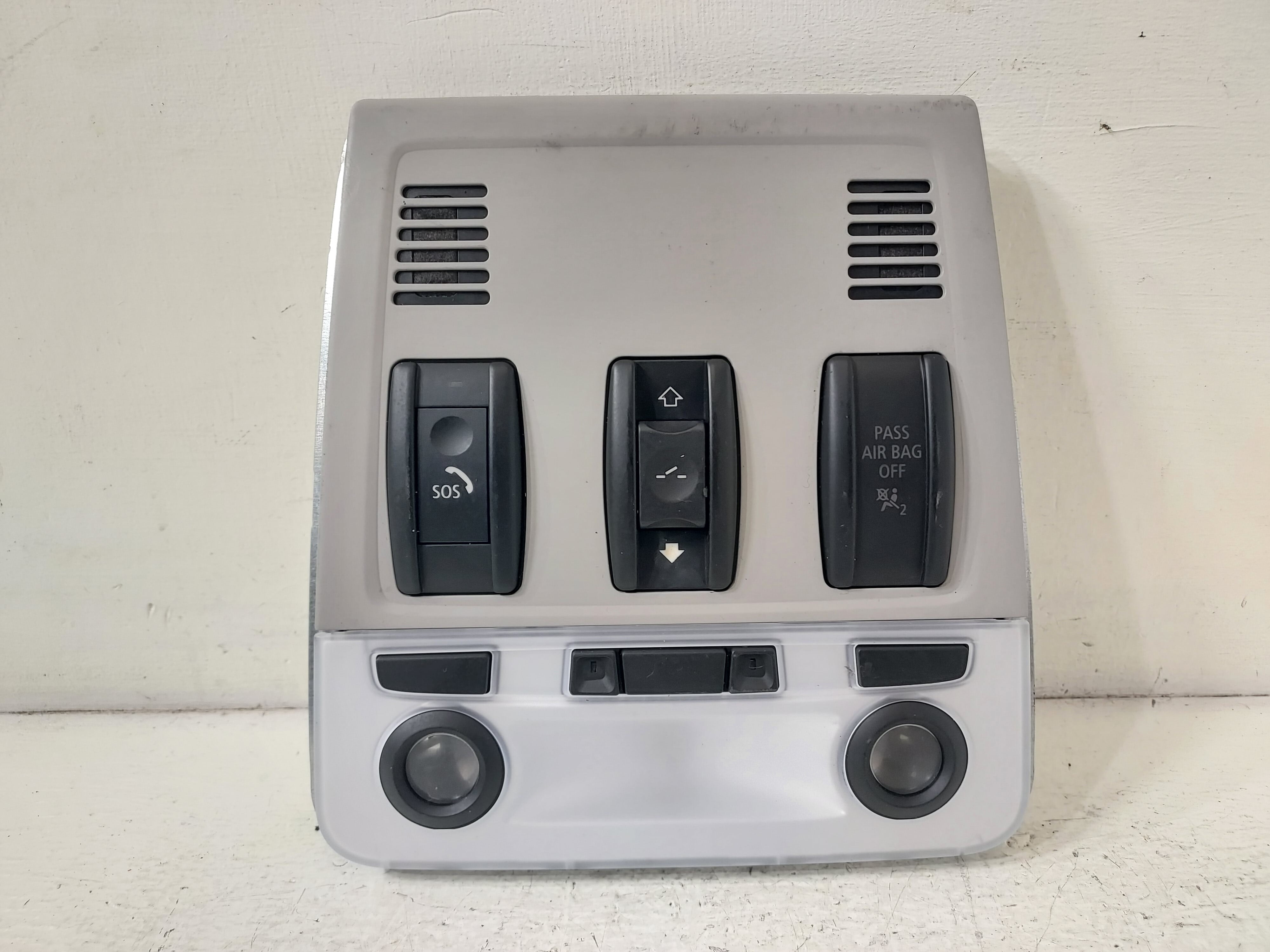 Pre-Owned 2006-2011 BMW 328i Roof Overhead Console OEM LKQ (Good)
