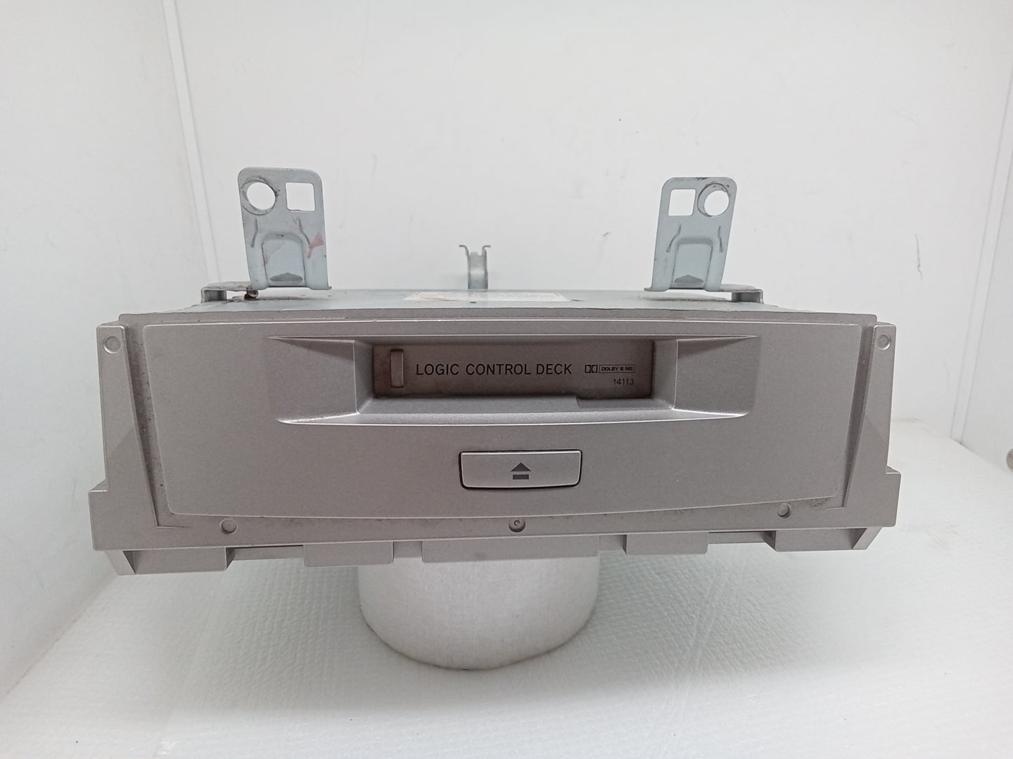 Pre-Owned 2006 Toyota Avalon In Dash Cassette Deck 86260AC010 OEM LKQ - Verify Specific Vehicle Fitment In Description - (Good)