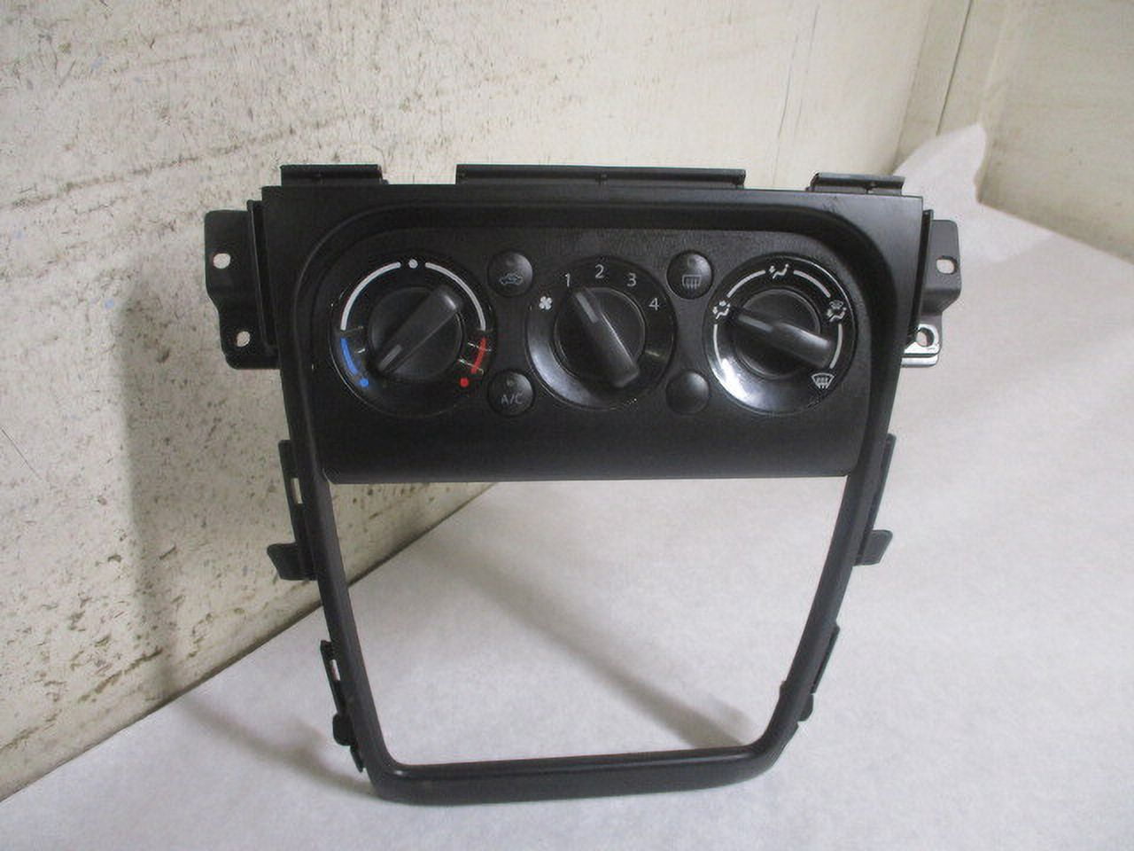 Pre-Owned 2007-2013 Suzuki SX4 Manual Climate AC Heater Temperature Control OEM LKQ (Good)