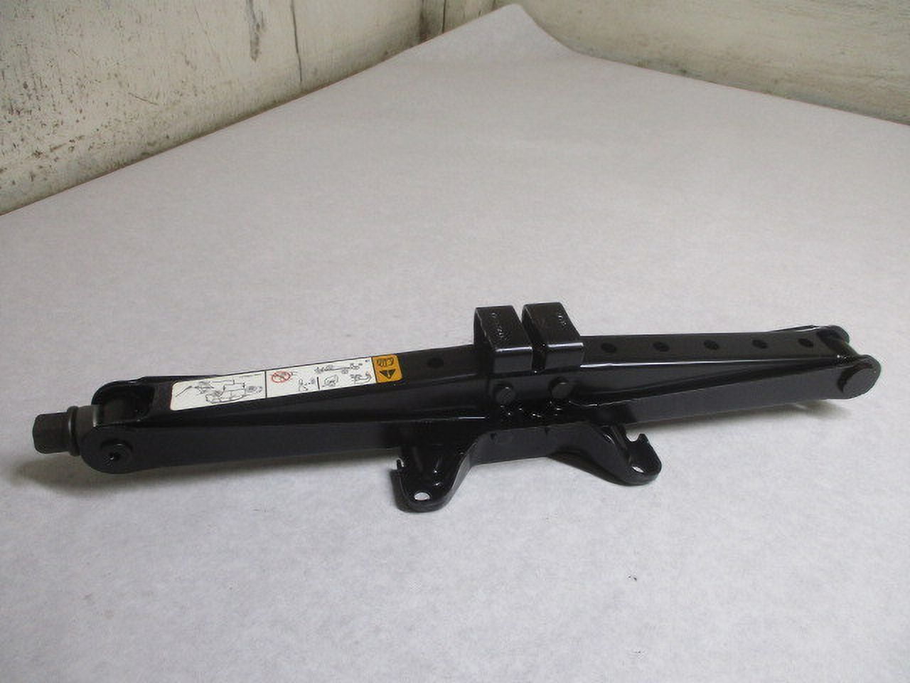 Pre-Owned 2007-2014 Ford Edge Lincoln MKX Wheel Tire Jack Assembly OEM LKQ (Good)