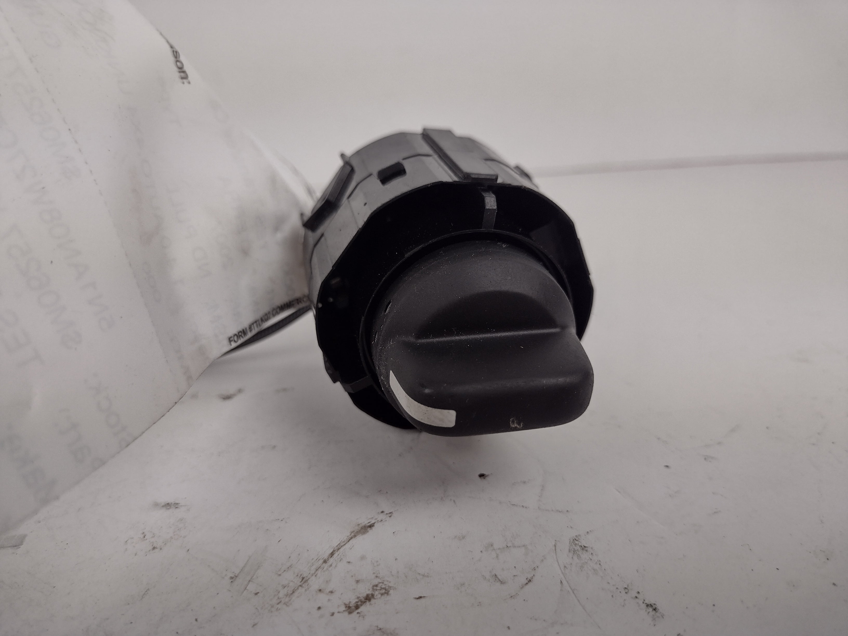 Pre-Owned 2007 Nissan Xterra 4x4 Transfer Case Switch OEM - Verify Specific Vehicle Fitment In Description - (Good)