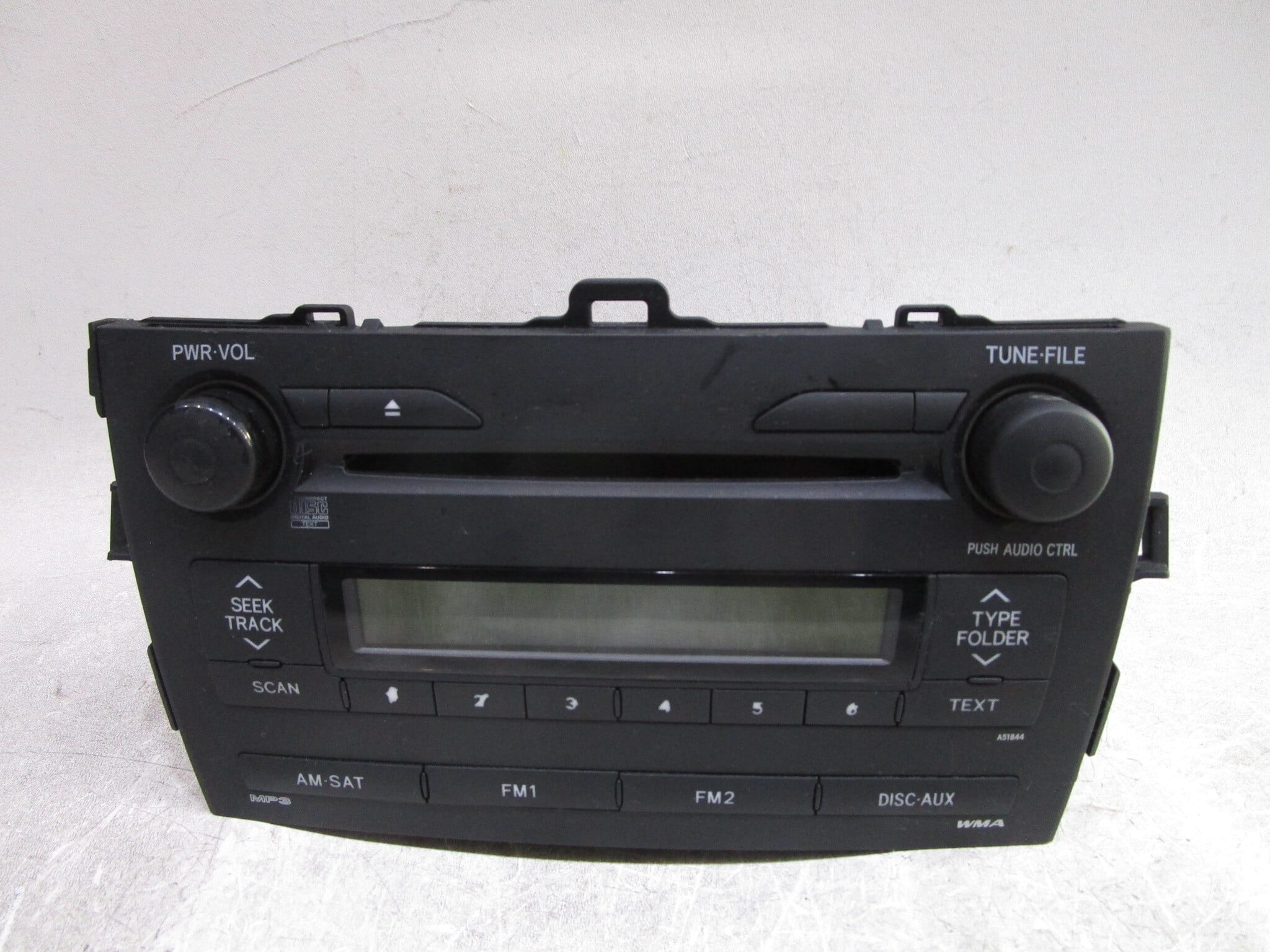 Pre-Owned 2009 09 Toyota Corolla A51844 AM FM CD Radio Receiver 86120-02750 OEM LKQ (Good)