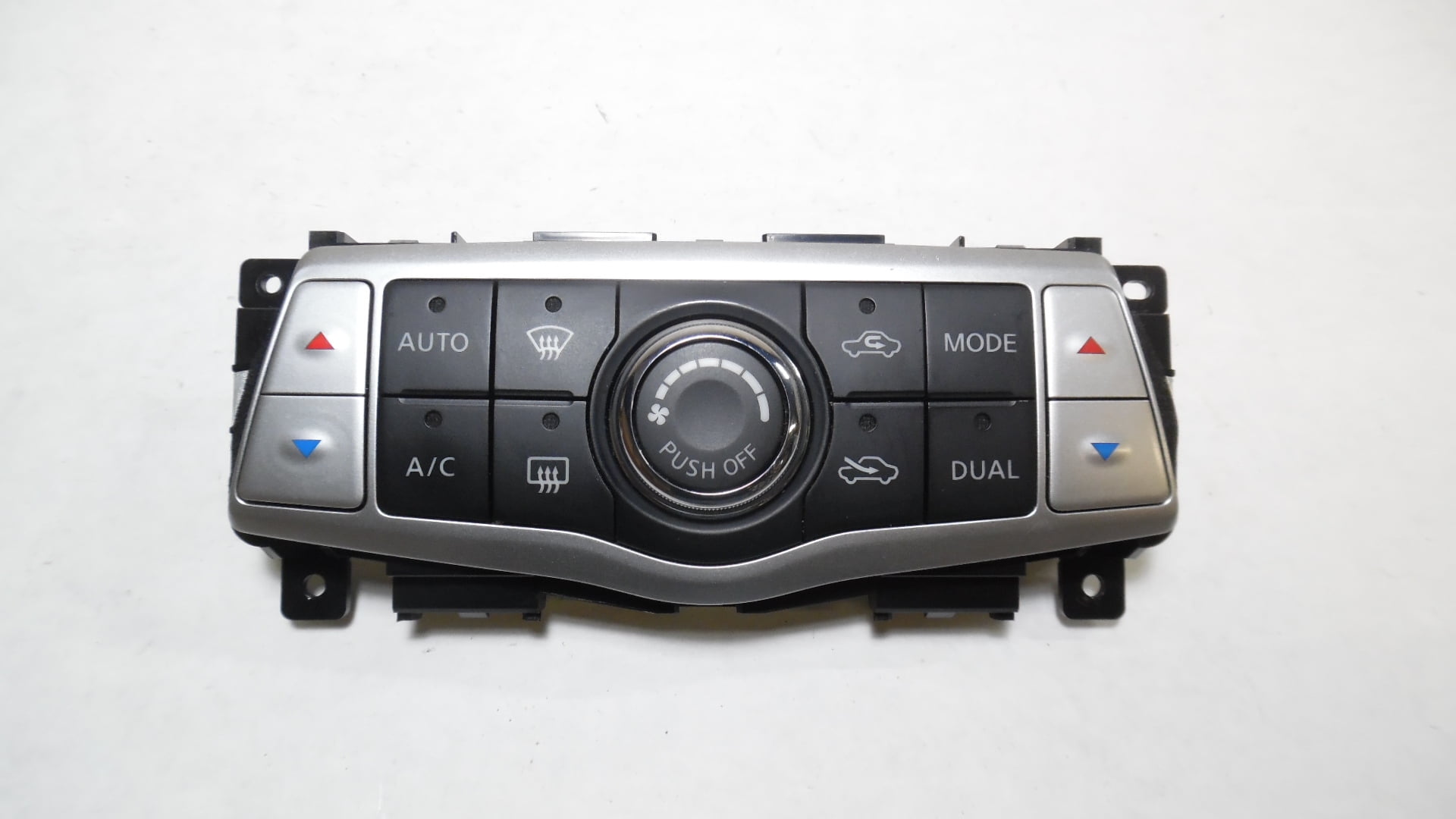 Pre-Owned 2009-2014 Nissan Maxima Auto Dual Climate AC Heater Temperature Control OEM (Good)