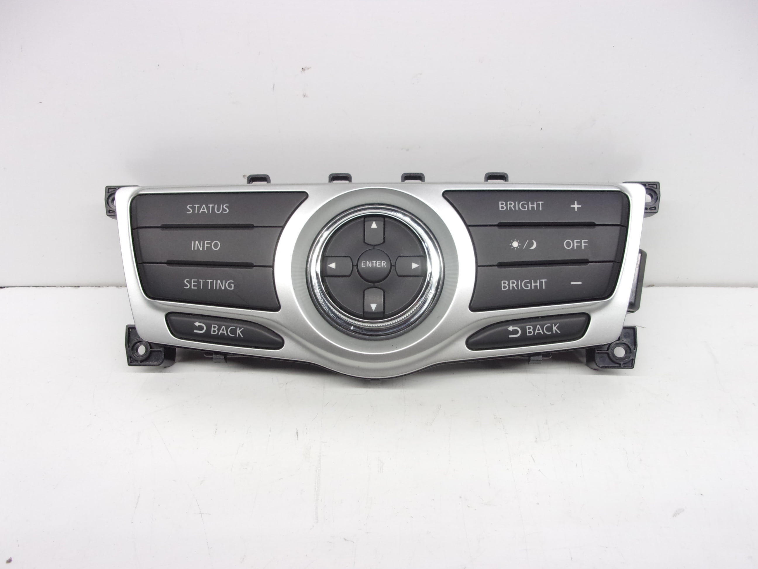 Pre-Owned 2009-2014 Nissan Murano Information Display Screen Control OEM - Verify Specific Vehicle Fitment In Description - (Good)