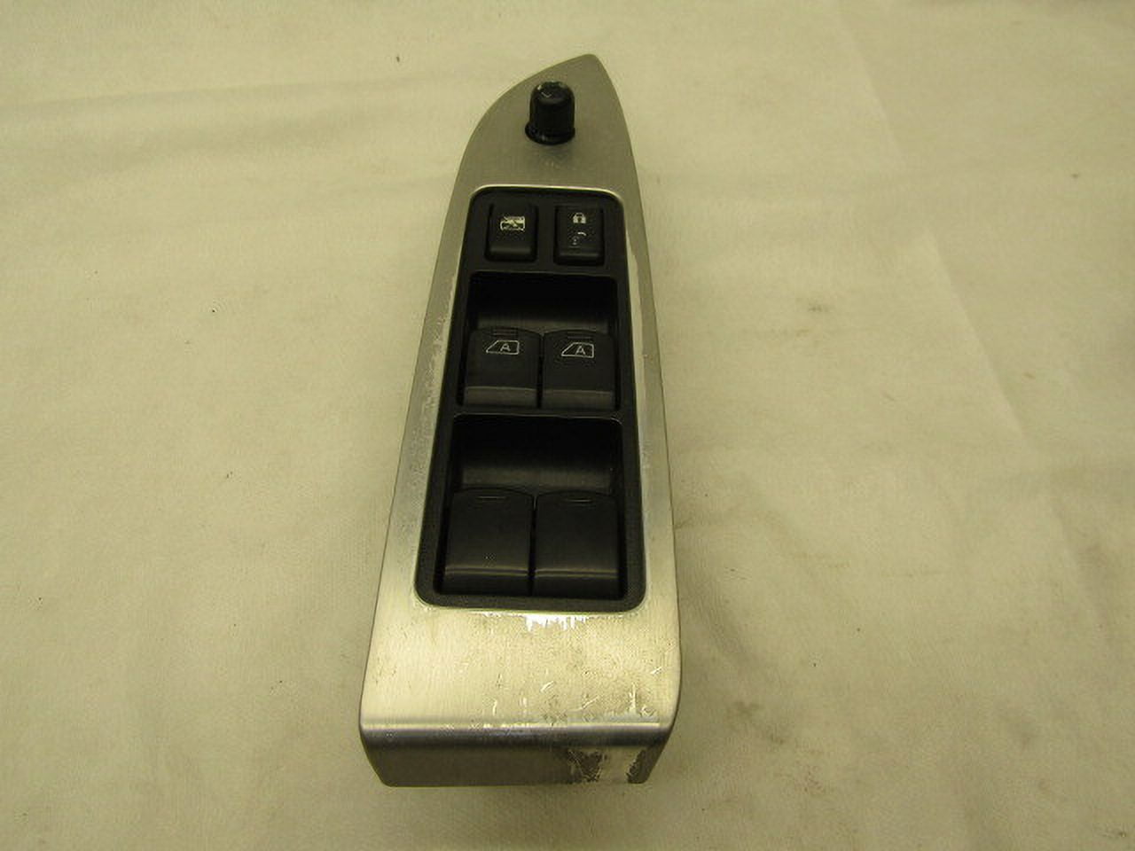 Pre-Owned 2009-2014 Nissan Murano LH Master Power Window Switch OEM LKQ (Good)