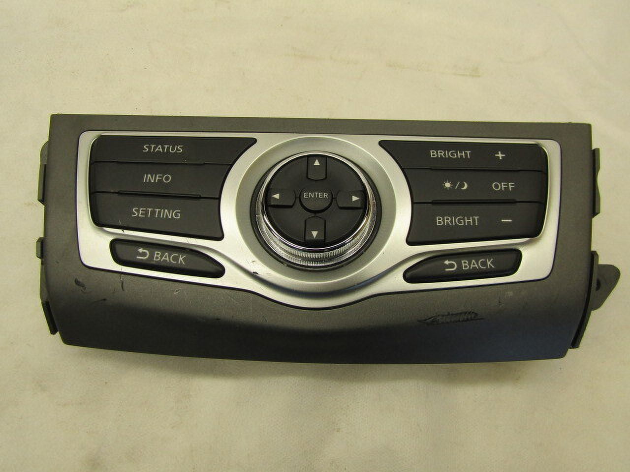 Pre-Owned 2009-2014 Nissan Murano Screen Control Panel OEM LKQ - Verify Specific Vehicle Fitment In Description - (Good)