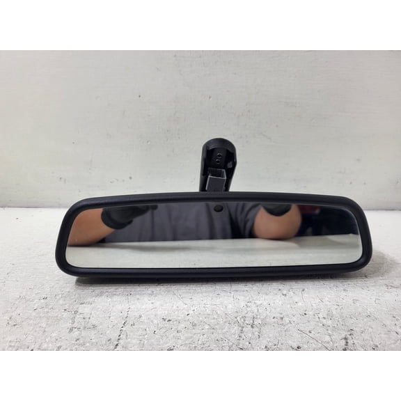 Pre-Owned 2010-2012 Land Rover Range Rover Interior Rear View Mirror OEM LKQ (Good)