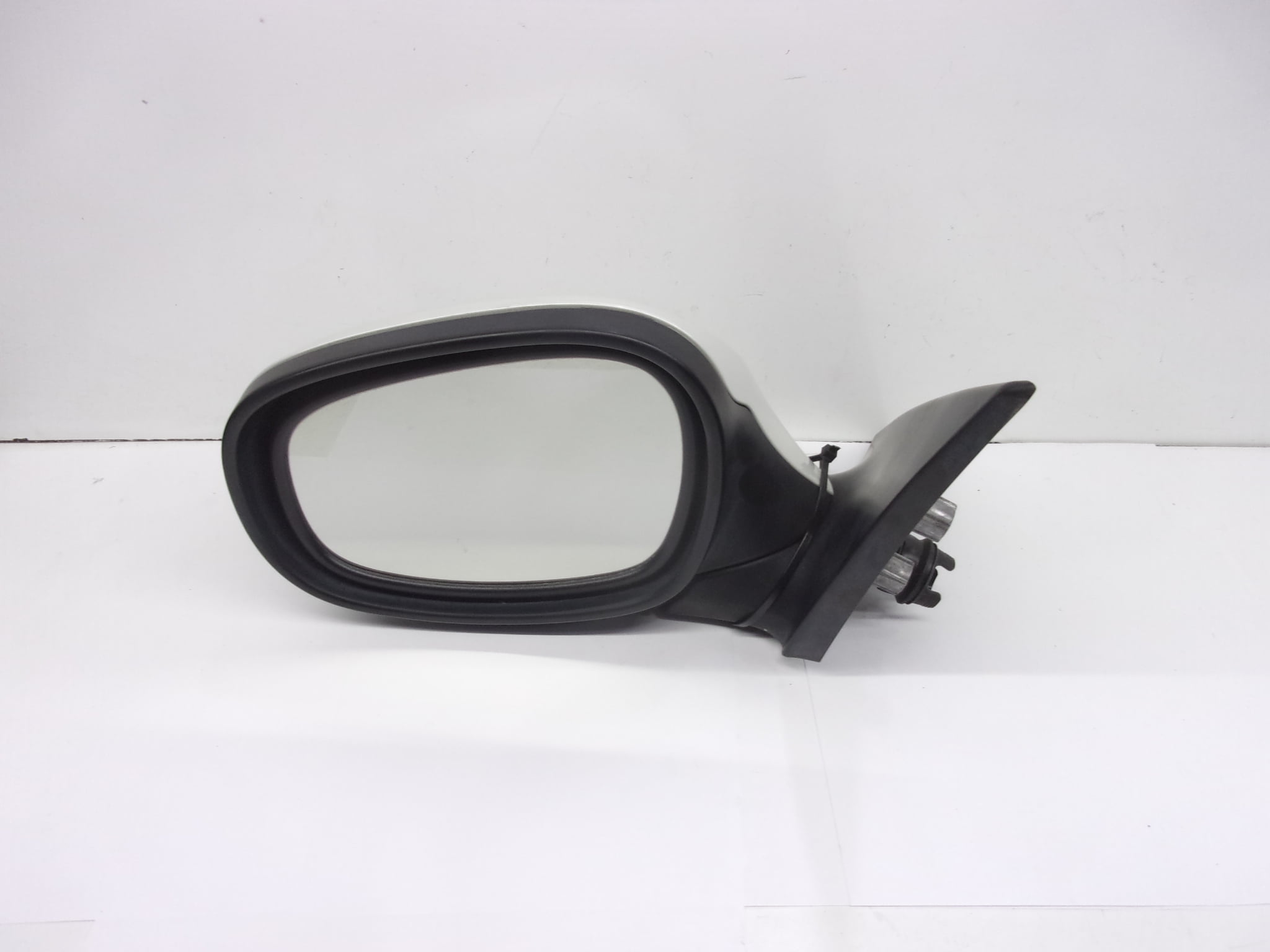 Pre-Owned 2010-2013 BMW 328i Left Driver Door Mirror OEM (Good)