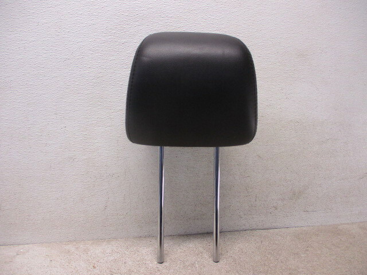 Pre-Owned 2010-2014 Subaru Legacy Front RH Passenger Black Leather Headrest OEM LKQ (Good)