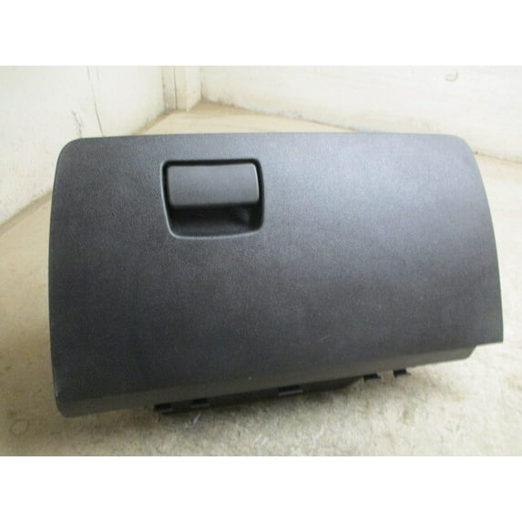 Pre-Owned 2010-2017 Chevrolet Equinox Black Glovebox Glove Box Assembly OEM LKQ - Verify Specific Vehicle Fitment In Description - (Good)