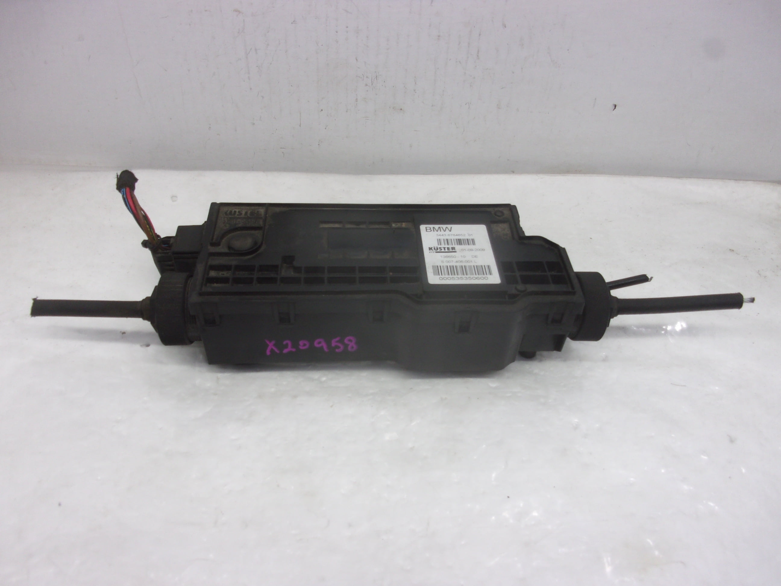 Pre-Owned 2010 BMW 750 Emergency Brake Parking Brake Actuator Module OEM (Good)