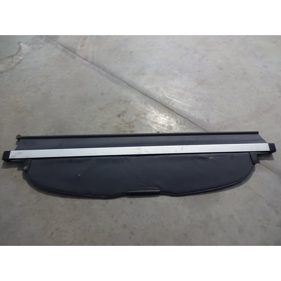 Pre-Owned 2010 Subaru Legacy Rear Black Retractable Cargo Cover OEM (Good)