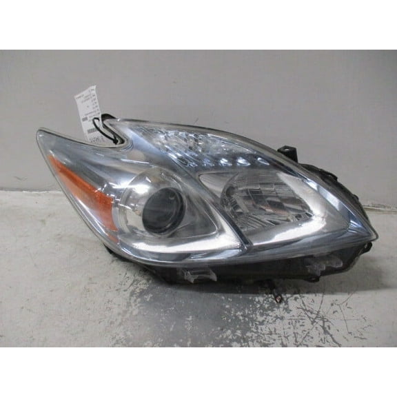 Pre-Owned 2010 Toyota Prius Passenger RH Head Light Lamp OEM (Good)