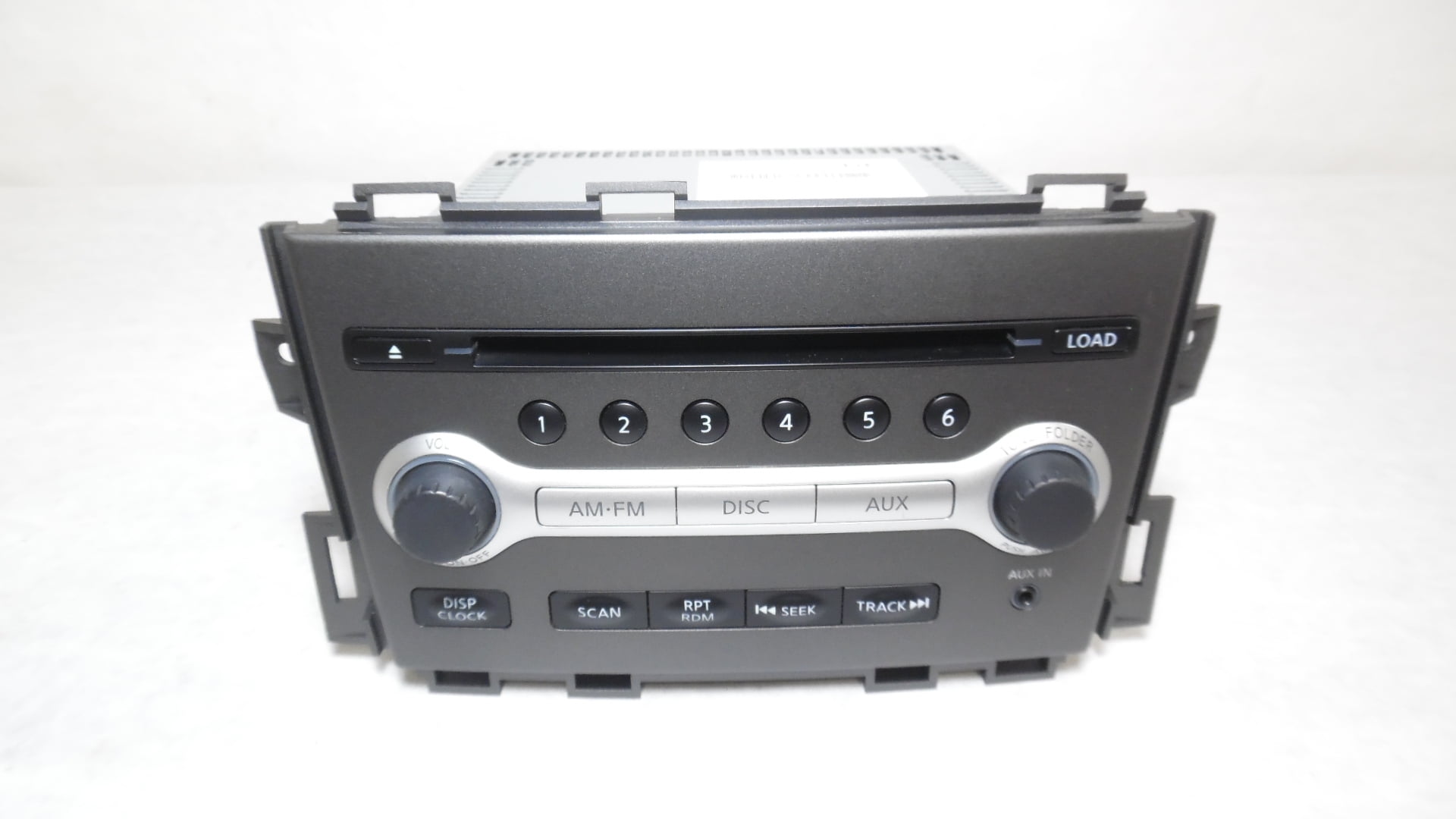 Pre-Owned 2011 2012 2013 2014 Nissan Murano 6 Disc CD Changer Player Radio Receiver OEM - Verify Specific Vehicle Fitment In Description - (Good)