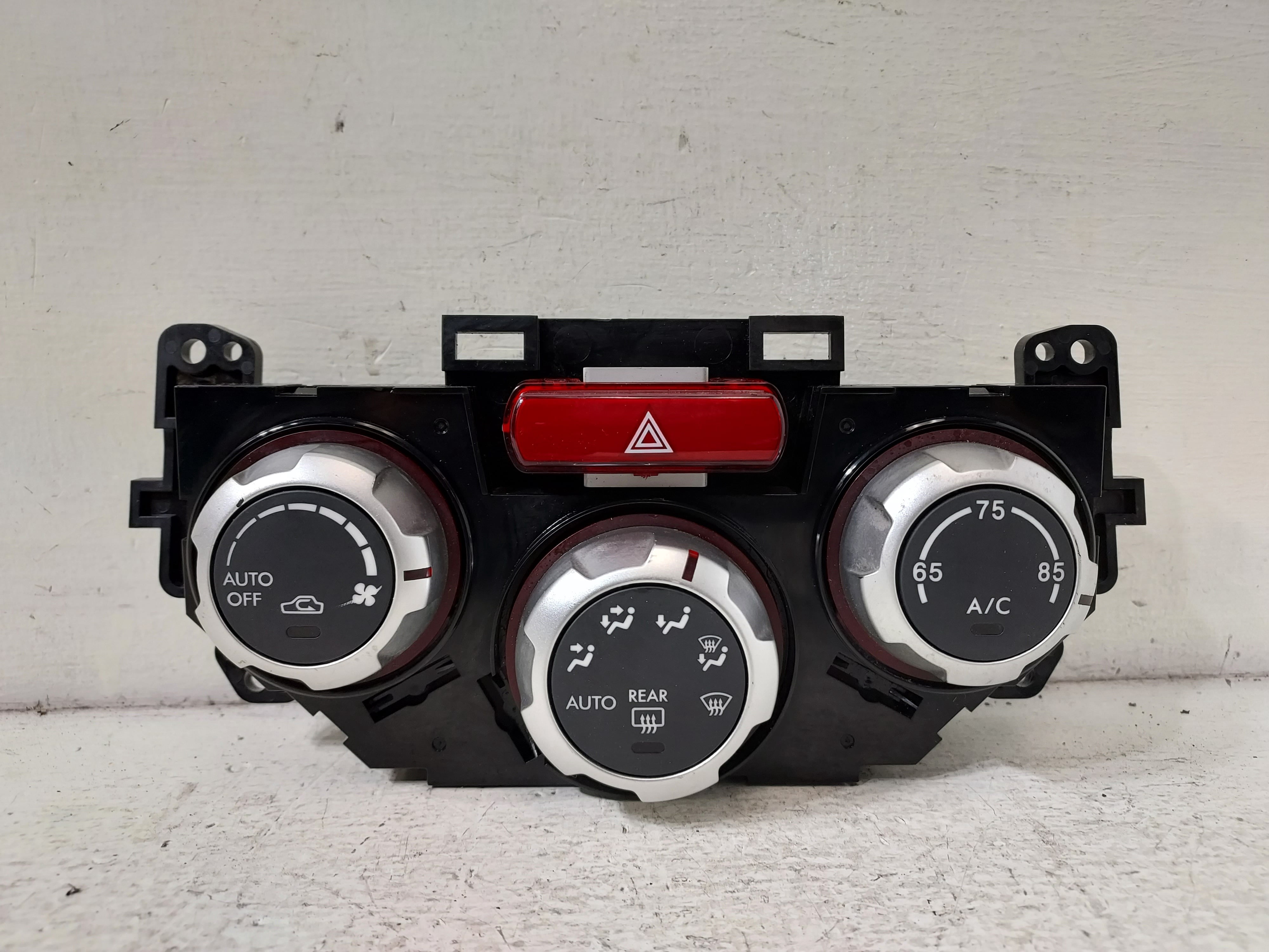 Pre-Owned 2011-2013 Subaru Forester A/C Heat Temperature Control Unit OEM LKQ (Good)